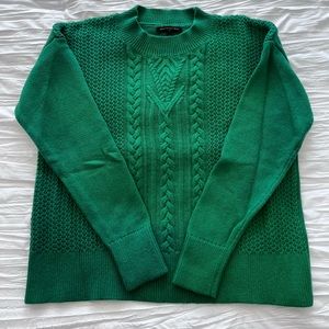 Banana Republic sweater. Like new! Kelly green, just in time for St Pattys Day!